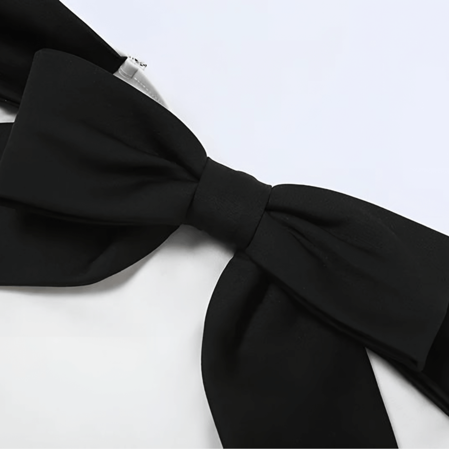 Vestido Elegante Clásico – Moda Femenina de Estilo Atemporal