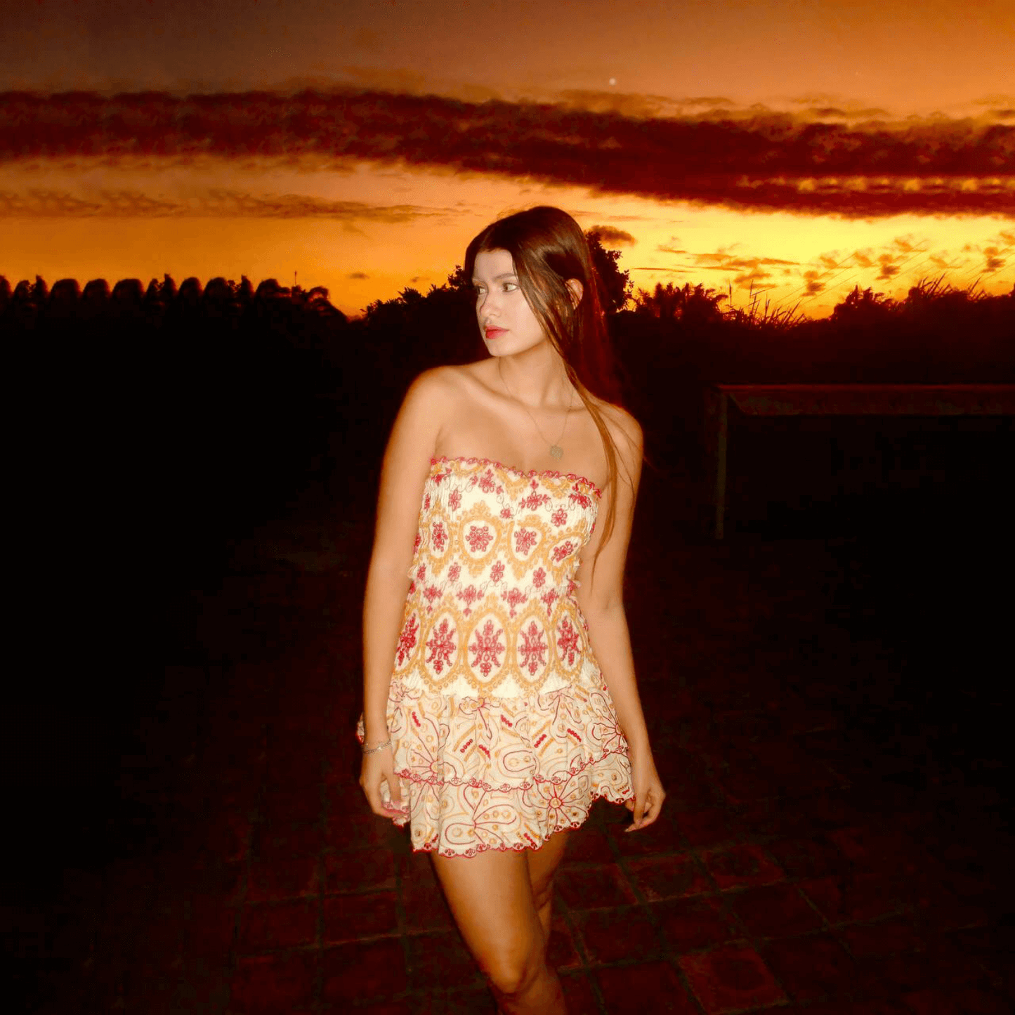 Vestido Corto Maria Mujer – Look Ligero y Moderno